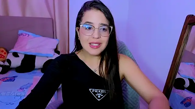 Snapshot of _alicia_z chatting on 02.24.26 alicia z online show from 02.24.26