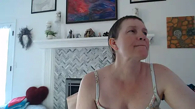 Snapshot of AuroraWillows chatting on 05.09.26 AuroraWillows online show from 05.09.26