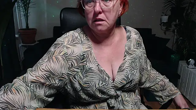 JoannaAndNeighbour online show from 09.10.25