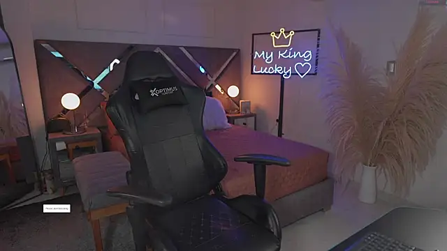 KateOwens online show from 11.25.25