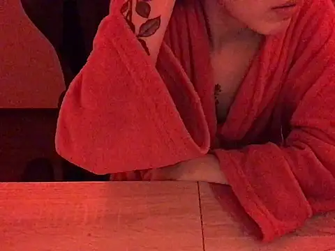 Snapshot of YumieCp chatting on 03.12.25 YumieCp online show from 03.12.25