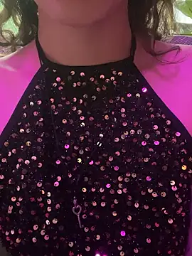 Snapshot of YumieCp chatting on 10.16.25 YumieCp online show from 10.16.25