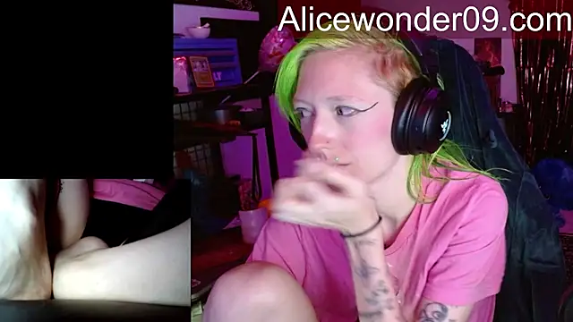 alicewonder09 online show from 03.21.26