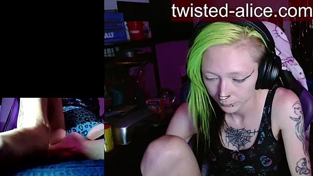 alicewonder09 online show from 05.19.26