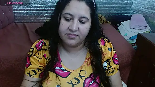 EMILY-NESSA online show from 10.02.25