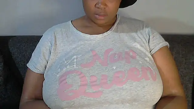 Sexy-queen99xx online show from 10.28.25