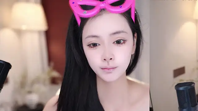 Ocean--Lili online show from 10.13.25