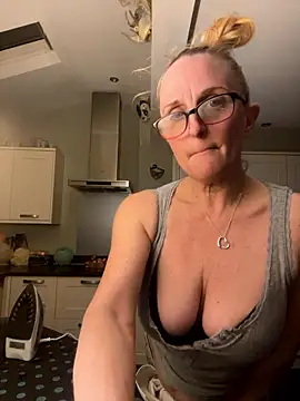 Snapshot of Alzibar337136_ chatting on 01.11.26 Alzibar337136 online show from 01.11.26