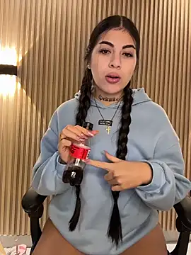 Sarasanders 4 online show from 12.03.25