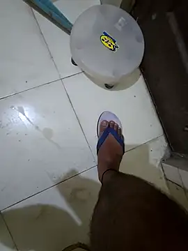 Snapshot of thebrownboi01 chatting on 03.17.25 thebrownboi01 online show from 03.17.25