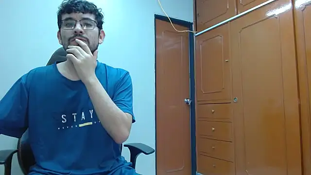 Isaandysex2428 online show from 02.18.25