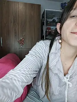 Snapshot of Isaandysex2428 chatting on 04.17.26 Isaandysex2428 online show from 04.17.26