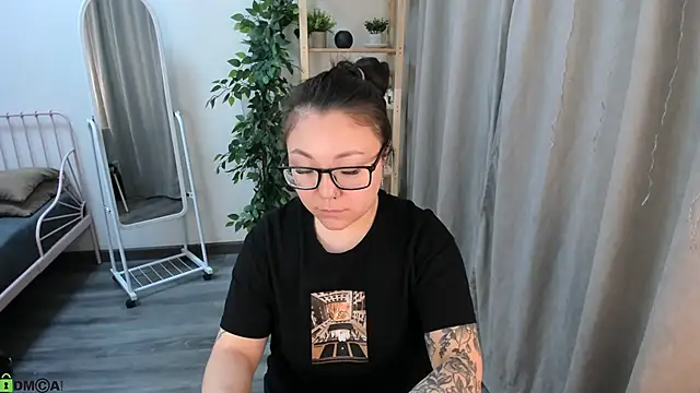 gentle muse online show from 04.13.26