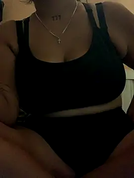 Madsion23 online show from 10.19.25