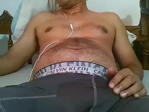 Snapshot of bbccol1 chatting on 02.11.25 bbccol1 online show from 02.11.25