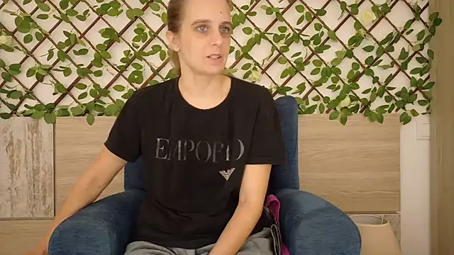 LadyChantale online show from 11.03.25