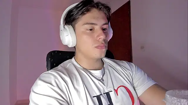 Giordano Russo online show from 02.15.26