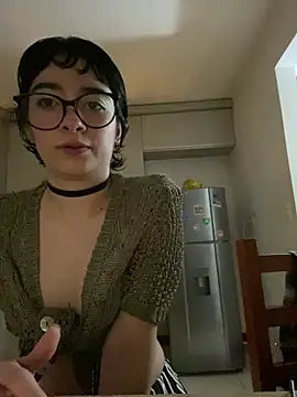  Lunnaa  online show from 04.20.26