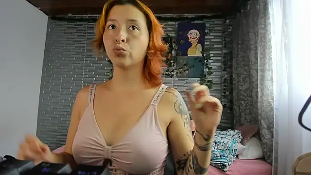 Ginger Sweetty online show from 10.27.25