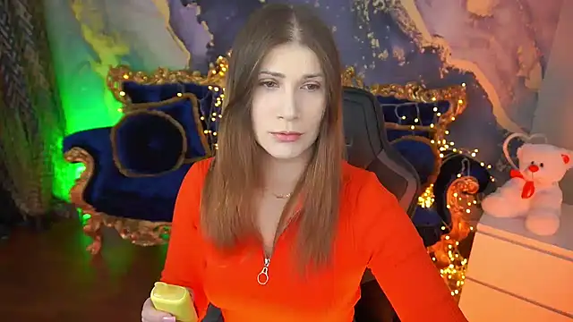 CassandraGood online show from 04.11.26