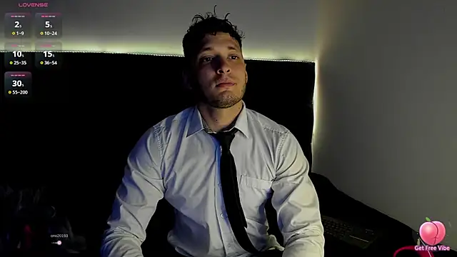 alejandro  2 online show from 10.03.25