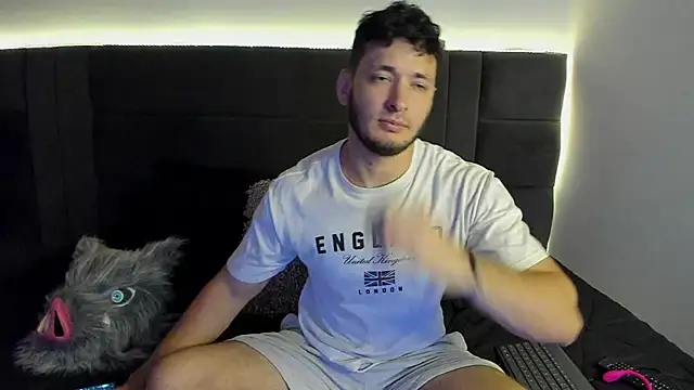 alejandro  2 online show from 10.15.25