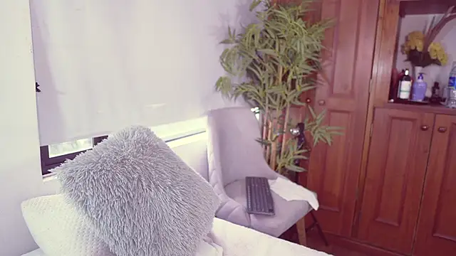 Lucy fit online show from 10.23.25