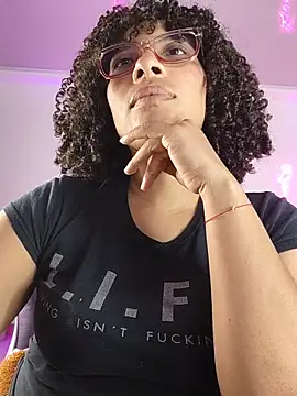 Snapshot of DannaBerry chatting on 01.31.26 DannaBerry online show from 01.31.26