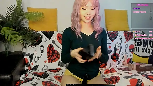 Stripchatlady online show from 12.04.24