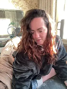 Snapshot of annarivers chatting on 03.13.25 annarivers online show from 03.13.25