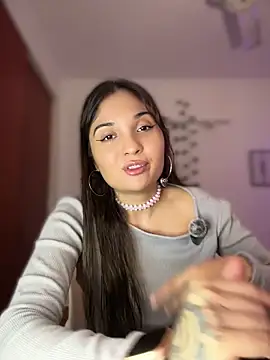 LunaXuan online show from 04.09.26