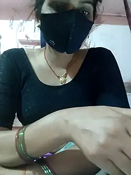 Snapshot of Your_chahat chatting on 03.04.25 Your chahat online show from 03.04.25