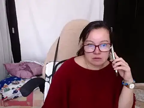 Snapshot of Sonialorens_ chatting on 12.12.24 Sonialorens  online show from 12.12.24