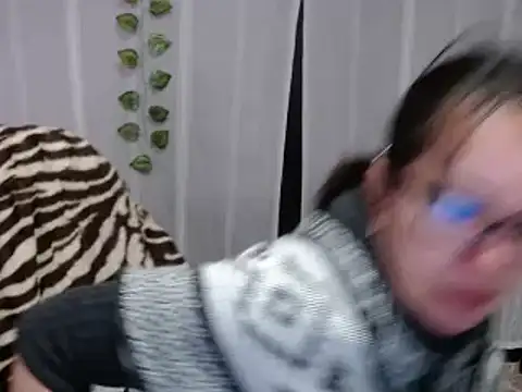 Snapshot of Sonialorens_ chatting on 02.08.25 Sonialorens  online show from 02.08.25