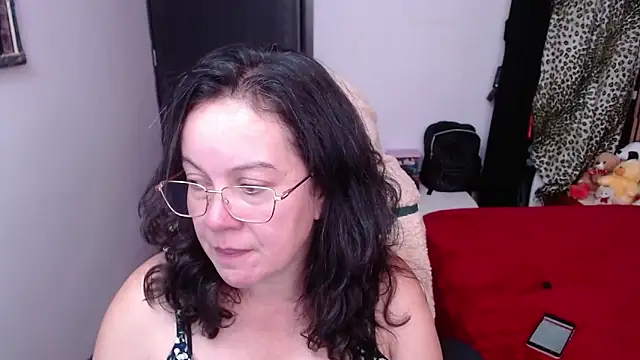 Sonialorens  online show from 11.13.25