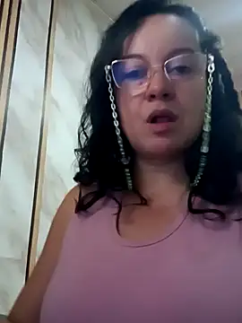 Snapshot of Sonialorens_ chatting on 04.29.26 Sonialorens online show from 04.29.26
