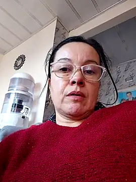 Snapshot of Sonialorens_ chatting on 06.17.26 Sonialorens online show from 06.17.26
