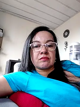 Snapshot of Sonialorens_ chatting on 06.25.26 Sonialorens online show from 06.25.26