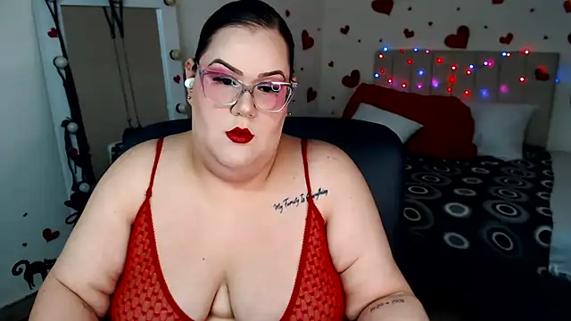 Snapshot of GiannaMorrys chatting on 05.30.26 GiannaMorrys online show from 05.30.26