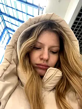 MaryHiggins online show from 11.14.25