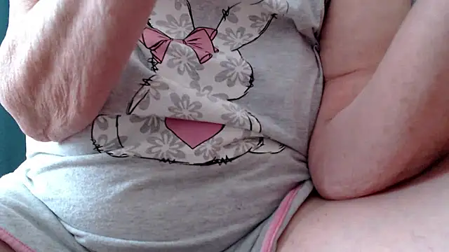 Snapshot of Anabelldestiny chatting on 03.22.26 Anabelldestiny online show from 03.22.26