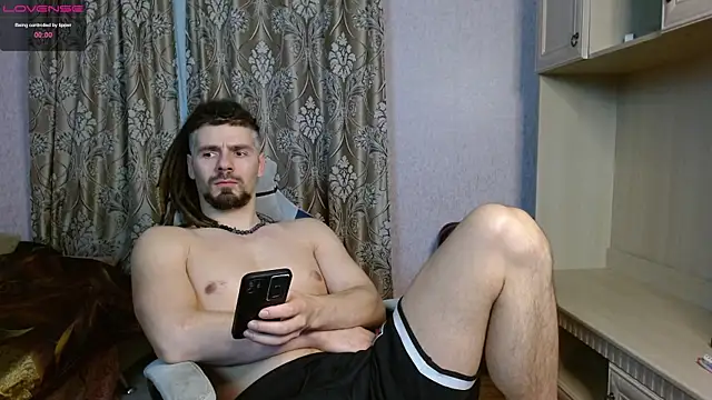 Aestheticguy101 online show from 01.24.25