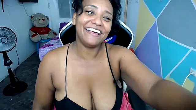 Snapshot of marysol83 chatting on 01.05.25 marysol83 online show from 01.05.25