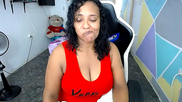 Snapshot of marysol83 chatting on 01.08.25 marysol83 online show from 01.08.25