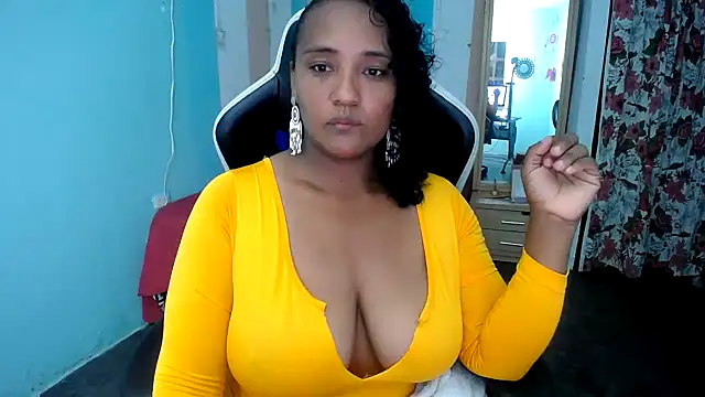 Snapshot of marysol83 chatting on 10.05.25 marysol83 online show from 10.05.25