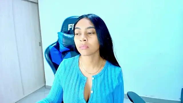 sophiax-x online show from 01.19.26