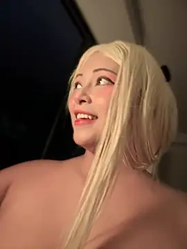 Snapshot of seraphine23 chatting on 01.18.25 seraphine23 online show from 01.18.25