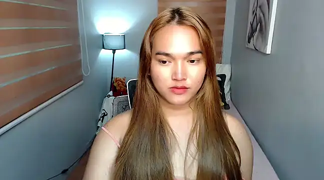 MoaningKylie online show from 12.13.24