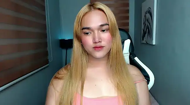 MoaningKylie online show from 01.21.25