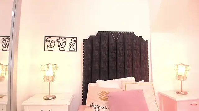 Alana 2916  online show from 01.29.25